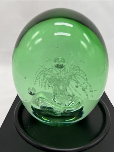 Art Glass Paperweight Green Bubbles Egg Shaped Oval Jellyfish Tree 4 Inch - Picture 3 of 8