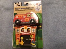 Disney Mickey Mouse Clubhouse Wooden Fire Truck  Fire Station 2 Piece Set NEW