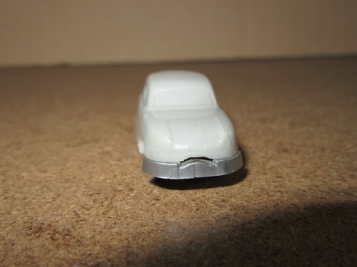 233Q Juguete Antiguo de Plástico Cadum Pax Panhard Dyna 54 Gris 1:86 - Imagen 2 de 7