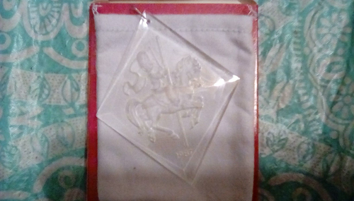 Lincoln Christmas Treasures Collector Ornaments 1982-1989 Clear Acrylic Set Of 8 - Picture 8 of 10