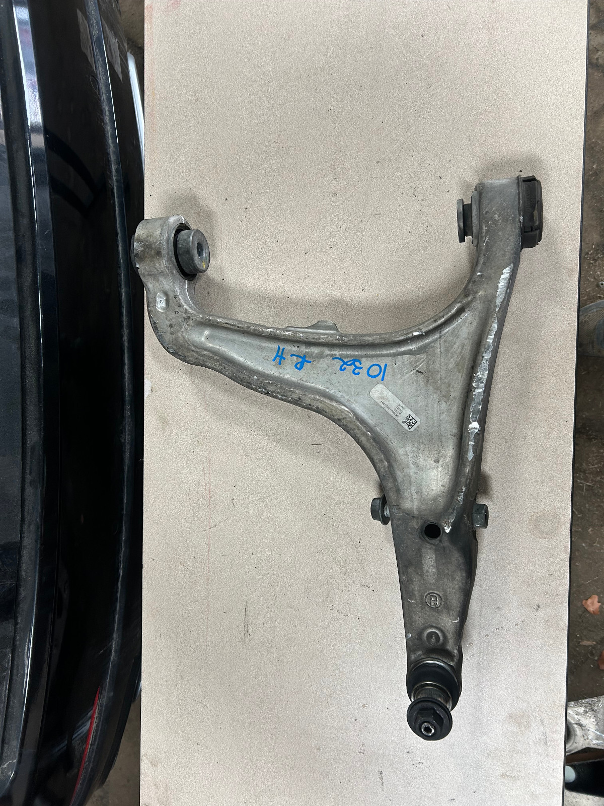 2017 -2022 Maserati Levante  Right Front Lower Control Arm 06700319920 Oem