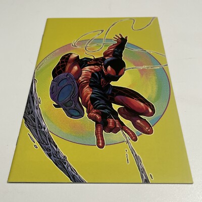 [Signed by Hickman] Ultimate Spider-Man #2 Virgin Unknown Comics Kirkham Exclusive Var [INST]