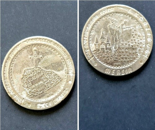 Merlin Excalibur Casino & Hotel Las Vegas Nevada Vintage $1 Gaming Token 1990 - Picture 3 of 3