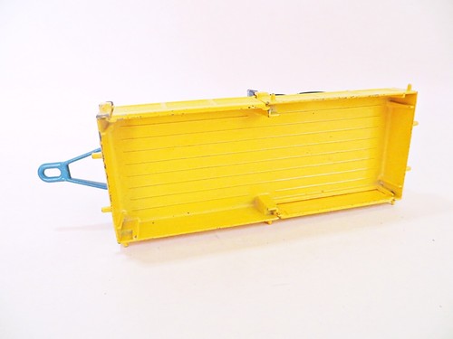 MATCHBOX SUPERKINGS K21 'FORD H SERIES TRANSCONTINENTAL TRAILER - YELLOW/BLACK' - Imagen 6 de 7