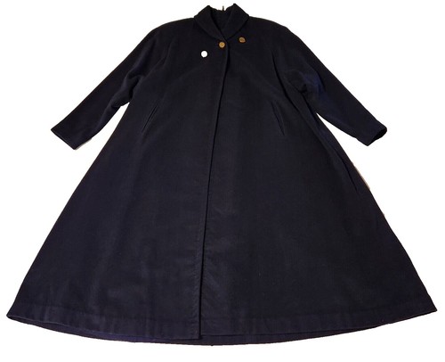 Vintage Wellington Fashions Classic Cashmere Blend Long Blue Coat 