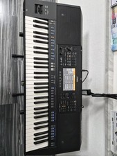Vendo tastiera musicale yamaha PSR-720 Acquistata Il 30 OTTOBRE 2025