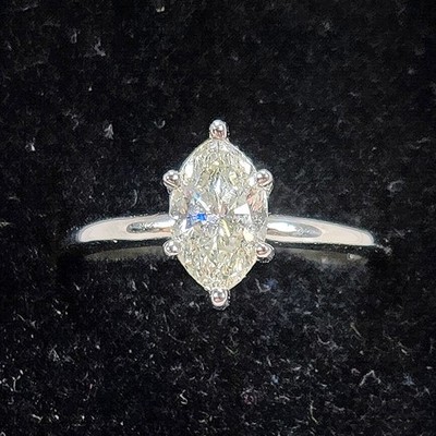 14K Weißgold Ring mit 1,05 ct natürlichem Marquise Diamant | Farbe H, VS2 Reinheit