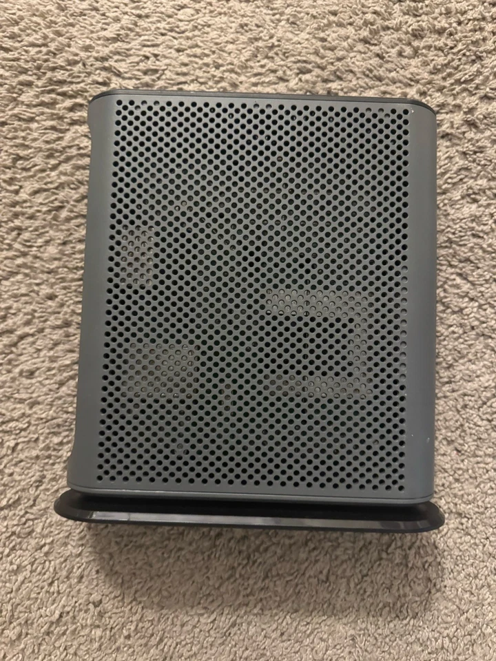 MOTOROLA MG7550-30 AC1900 WIFI ROUTER 16X4 CABLE MODEM PLUS ROUTER - Image 3 of 4