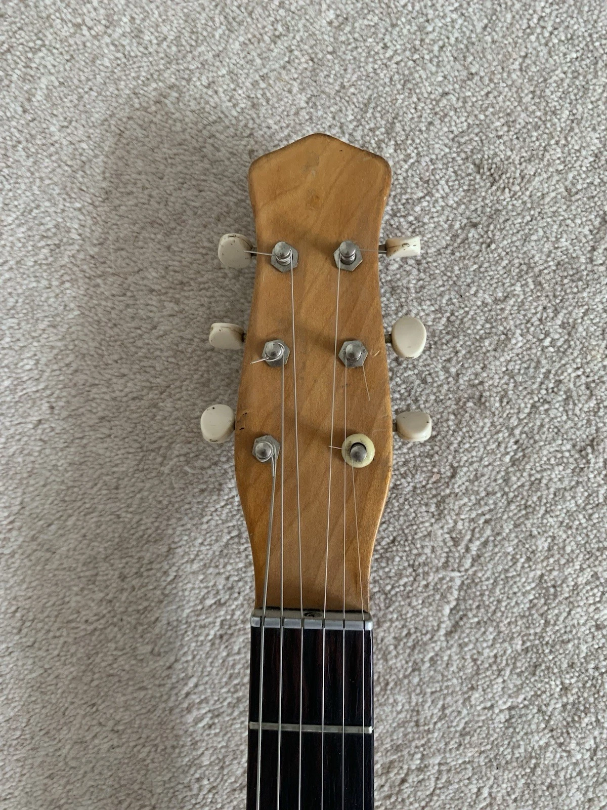 Picture 3 of 4