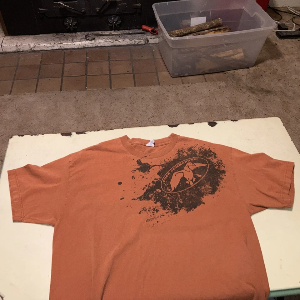 Duck Commander men’s T-shirt XL Duck logo short sleeve Rust color (565) - Image 3 of 3