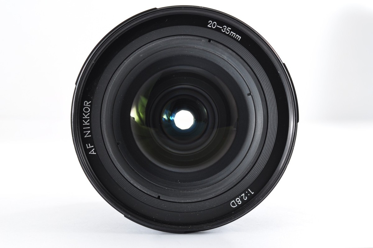 Nikon AF Nikkor 20-35mm f/2.8 D Wide Angle Lens From Japan [Near