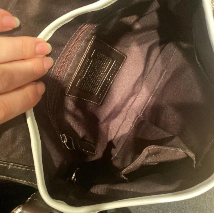 Borsa Coach Y2K SoHo in pelle di vacchetta nera 10577 con fibbia e patta vintage