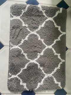 Geometric Bath Mat Grey and White NEW