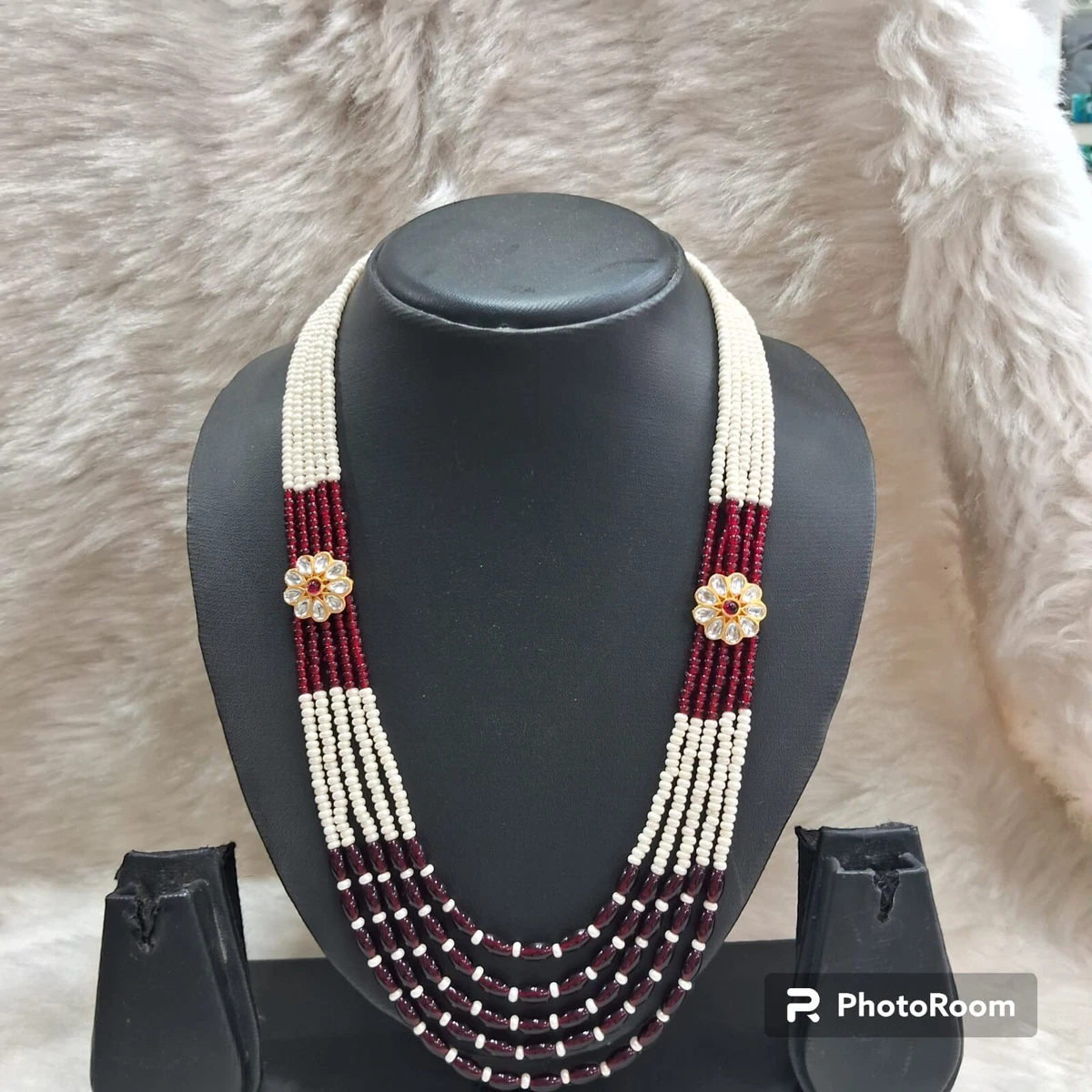Maroon necklace sale