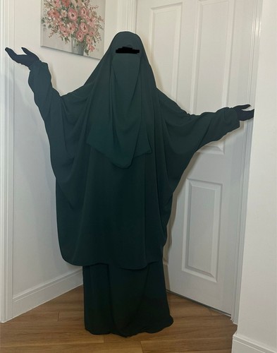 Jilbab - Picture 14 of 14
