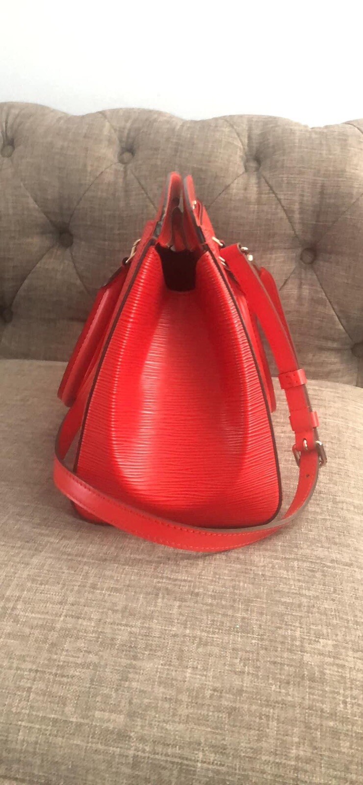 Authentic LV Handbag - image 7