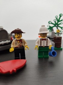 LEGO Adventurers Dino Island 5934 Dino Explorer, 100% Complete