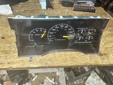 95-99 Chevy Silverado Suburban Tahoe Gmcsierra Speedometer ----parts -tach Broke 95-99 Chevy Silverado Suburban Tahoe Gmcsierra Speedometer ----parts -tach Broke