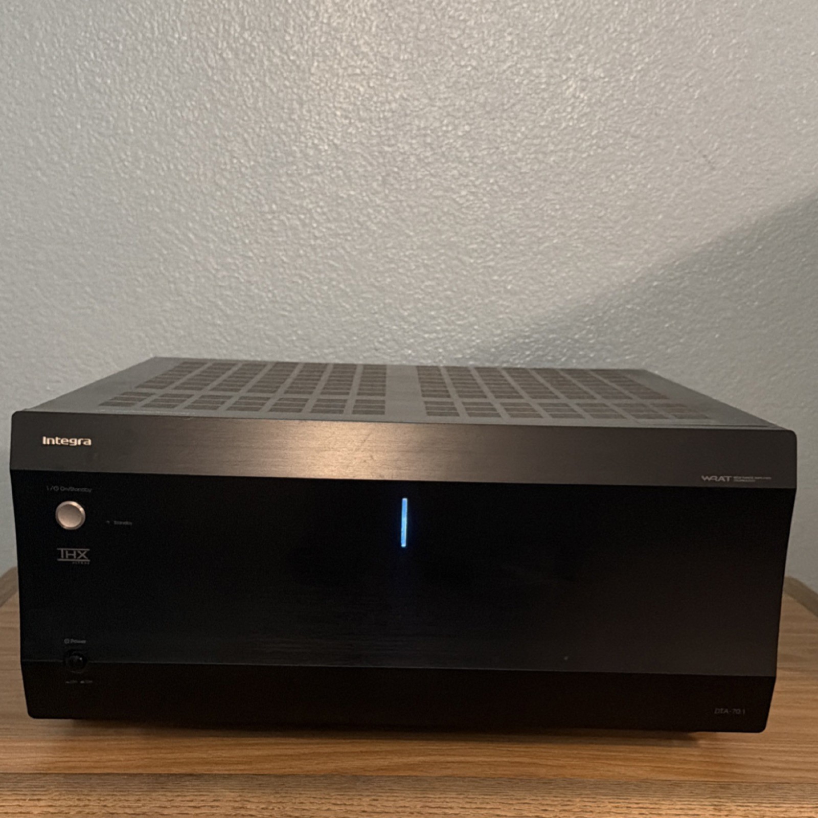 Integra / Onkyo DTA-70.1 - 9 Channel Power Amplifier THX Ultra2