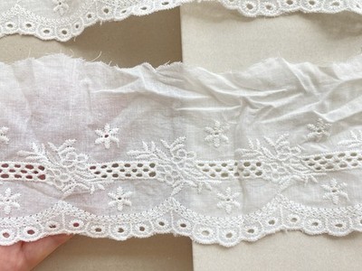 2 Yds Bright White Embroidered Eyelet Cotton Trim/Sewing/Bridal/Crafts/3'' Wide