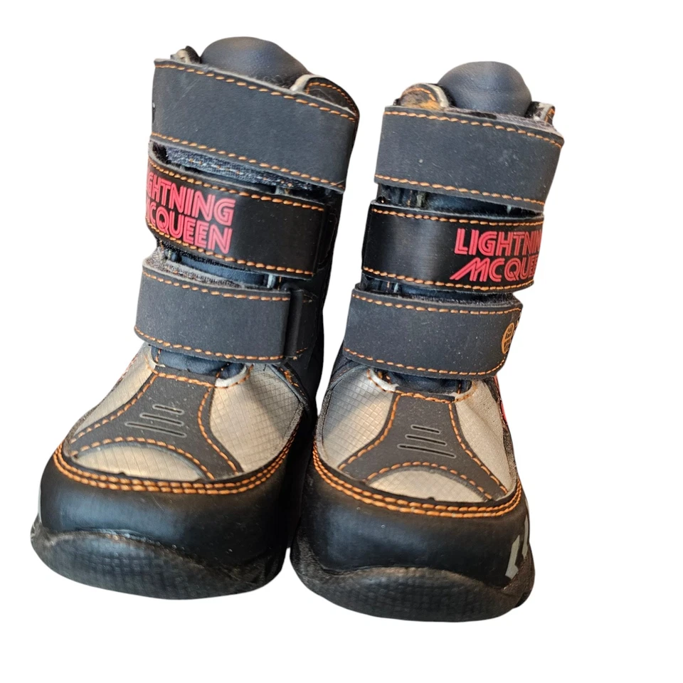 Disney Cars Lightning Mcqueen Mater Winter Snow Boots Boys Toddler Size 6 Black - Image 4 of 4