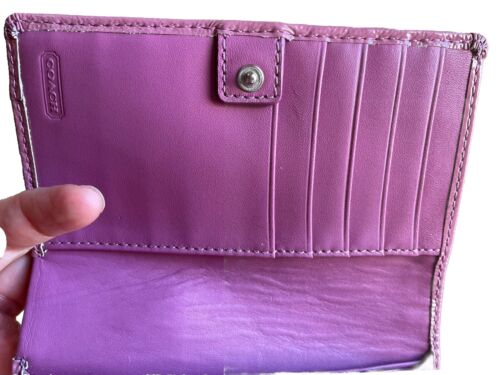 Brand NEW with Tag F44530 Coach Soho Signature Sateen Purple Brown Clutch Wallet - Picture 5 of 7