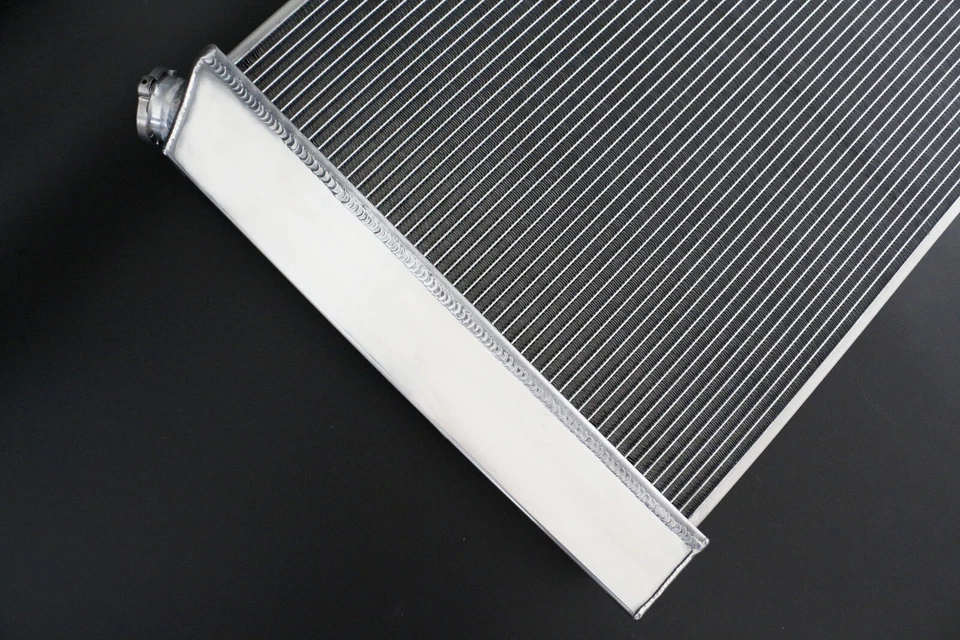 适合 1989 - 1991 雪佛兰 R2500 Suburban GMC R3500 7.4L 3 行铝散热器 — 第 3/4 张图片