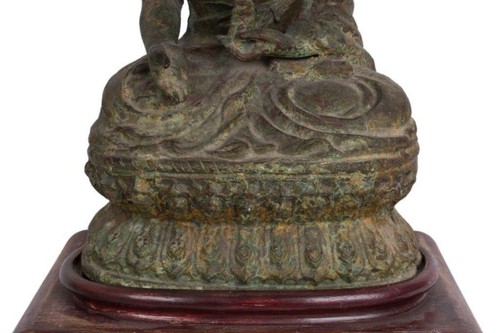 China 20. Jhd. Eine Chinesische Bronze Figur einer Gottheit Buddha Shakyamuni - Bild 4 von 12