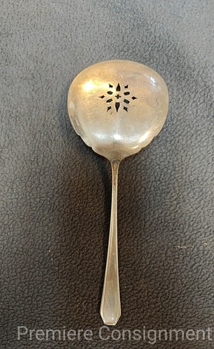 Towle Sterling Silver "Cascade" Pat. 1933 Pierced Serving Spoon Tomato Server  - Picture 4 of 11