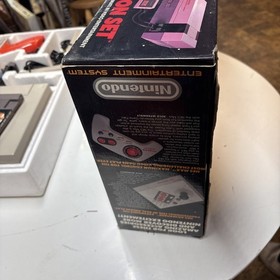 Nintendo NES Action Set w/Original Box / Foam Inserts  Tested