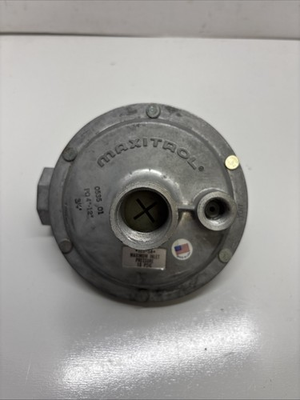 #ad Maxitrol Gas Pressure Regulator 10psi Max 325 5A PO 4quot; 12quot; $39.99