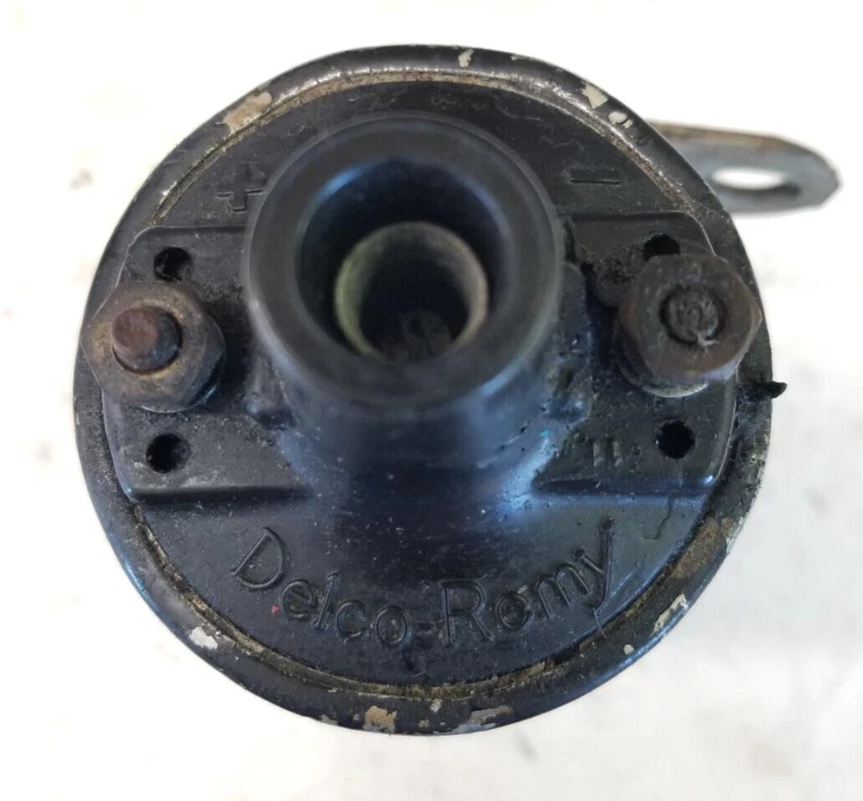 Vintage Marine Delco Remy Oil Filled Ignition Coil 12V 106 - Image 3 of 3
