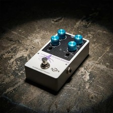 Bass Guitar Effects & Pre Amp Pedal