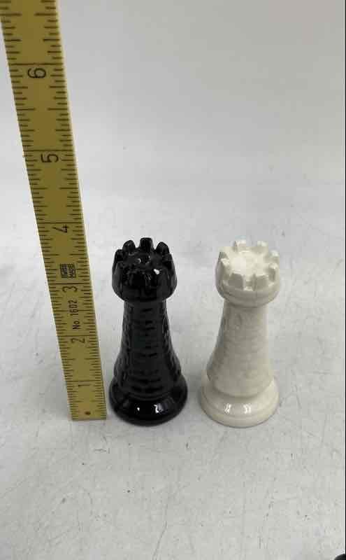 Vintage Duncan Black White Ceramic Gothic Sculpted Medieval Chess