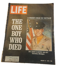 January  21, 1972 LIFE Magazine 1970s Advertising ads  FREE SHIP 1 boy that died