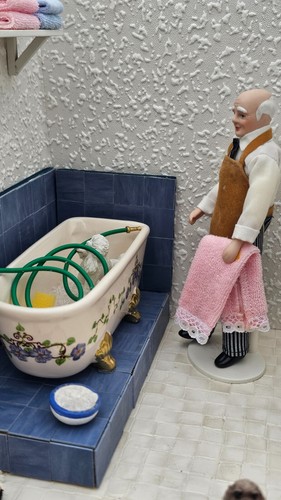 1:12th Scale Dolls House furniture Dog Grooming Box, Dolls, Animals Complete Set - Picture 6 of 10