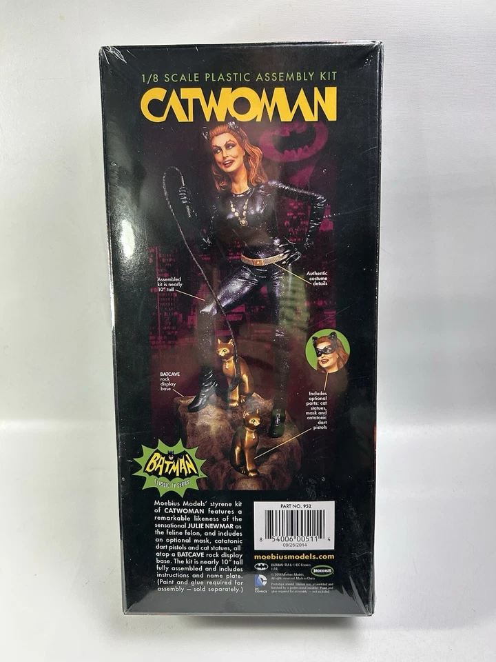 1/8 Moebius 1966 Batman TV Series Catwoman Plastic Model Kit SEALED NEW - Image 2 of 3