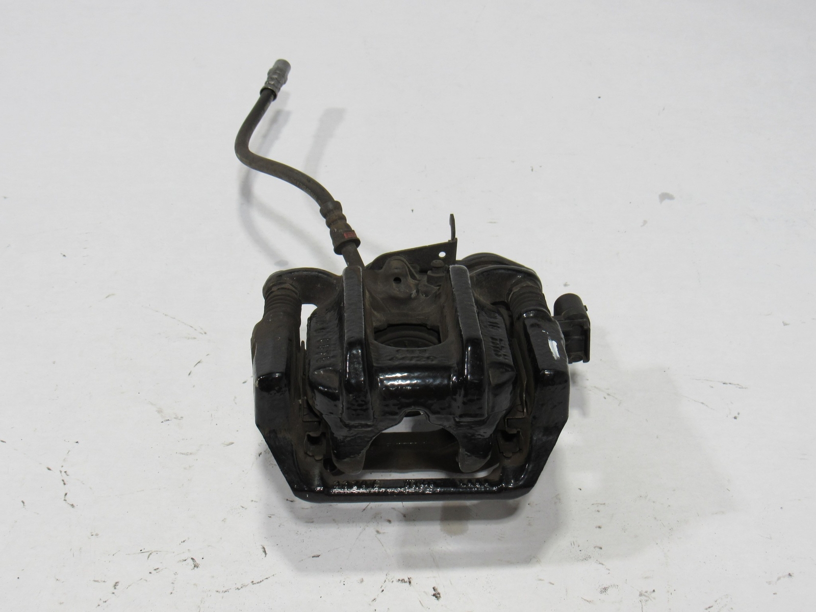1420 BMW I8 2015 Rear Left Driver Brake Caliper ;2 eBay