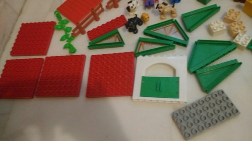Bloques Construcción Granja y muñecos. Juguete Educativo, como nuevo - Imagen 2 de 4