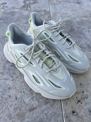 Adidas Women's Ozweego Celox Sand-Signal Green Running Shoes Size