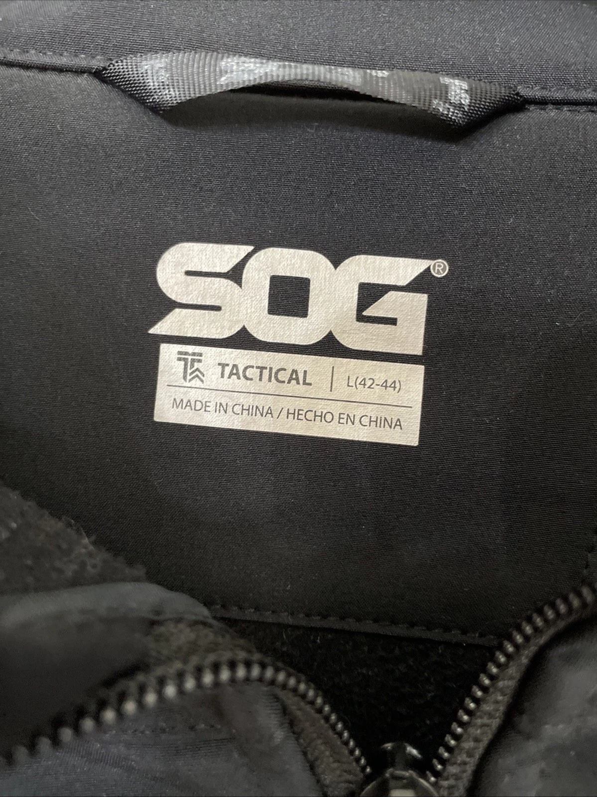 SOG Tactical Softshell Jacket Men's L Black Water Resistant Utility Outerwear image 2