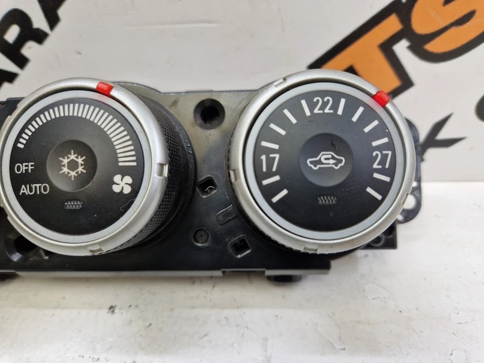 MITSUBISHI OUTLANDER 2.0 D 2008 calefacción climatizador panel 7820A082XB Foto 3 de 4