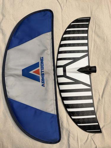 Armstrong HS 1050 Foil Wing