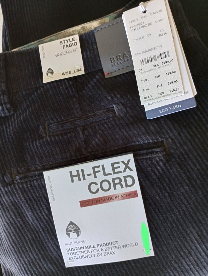 BRAX Fabio blue chino-style stretch cords *size 36W x 34L* MEASURED €119.95rrp