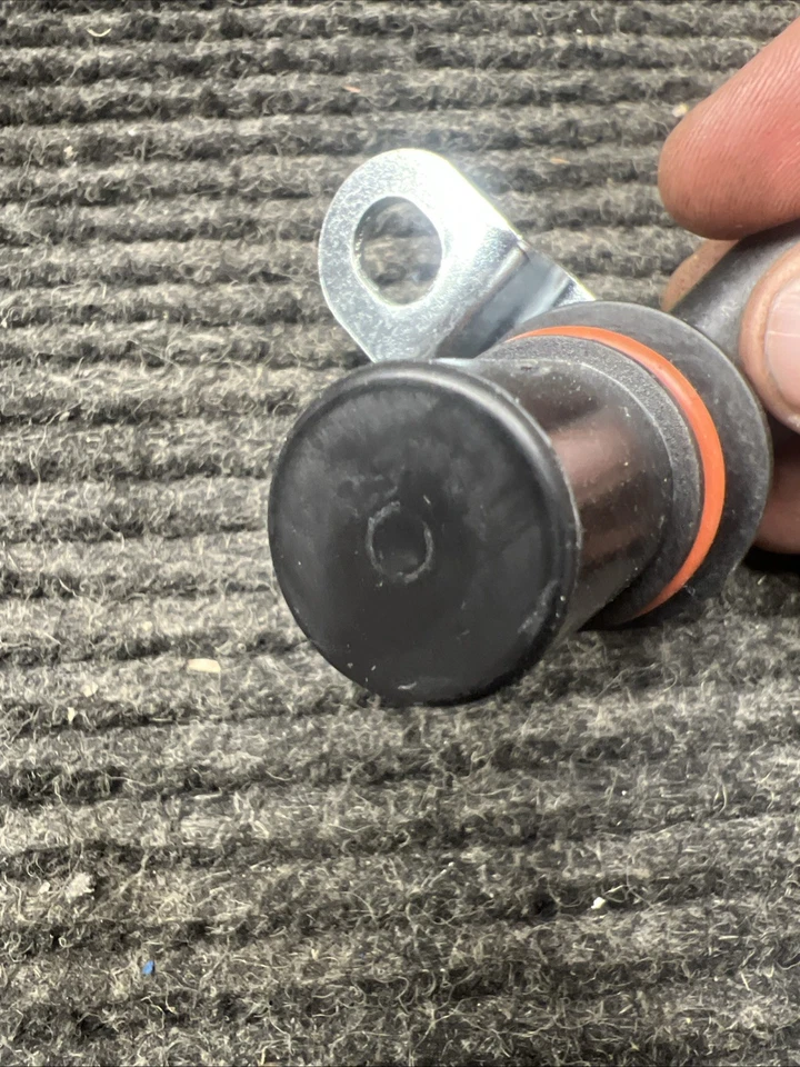 Dorman 917-644 Vehicle Speed Sensor Replacement Part For Cadillac Buick - Image 2 of 4