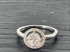 925 Sterling Silver Ring Size 7 w/Cubic Zirconia 2.38g