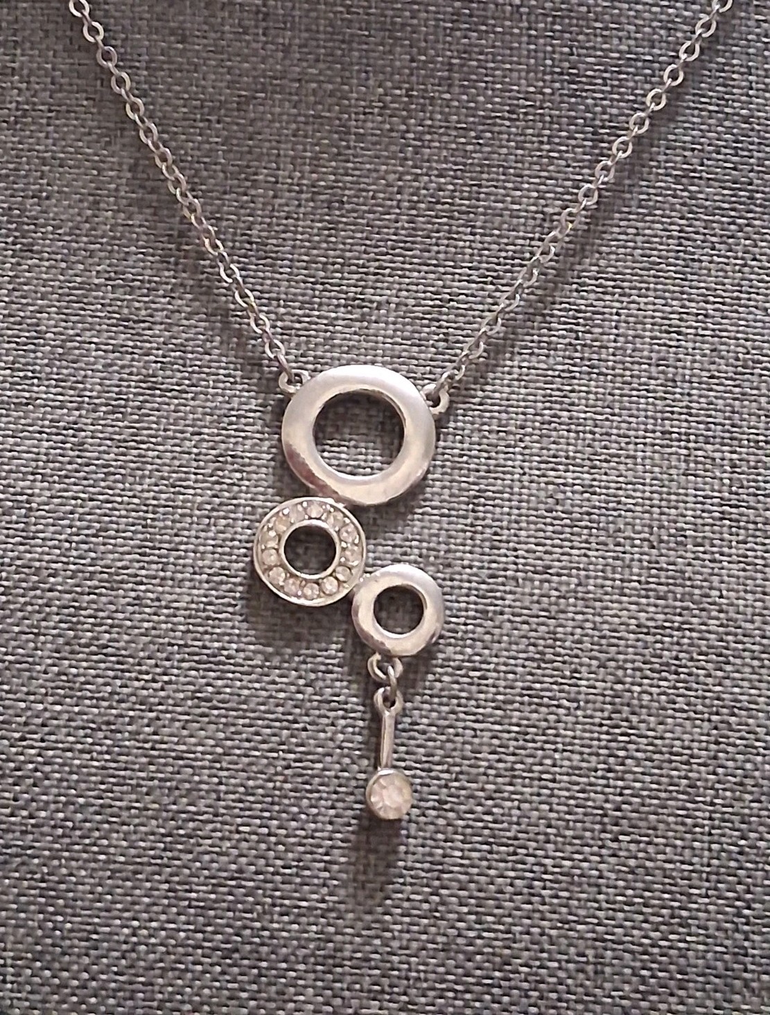 Multi interconnected circular pendant necklace,  … - image 1