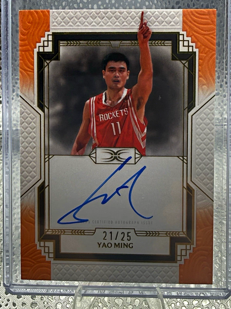 Topps Yao Ming Basketball Autographed Sports Trading Cards