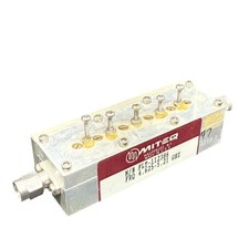 Miteq FLT112386 FRQ 4,625-5,21 GHz Mikrowellenfilter