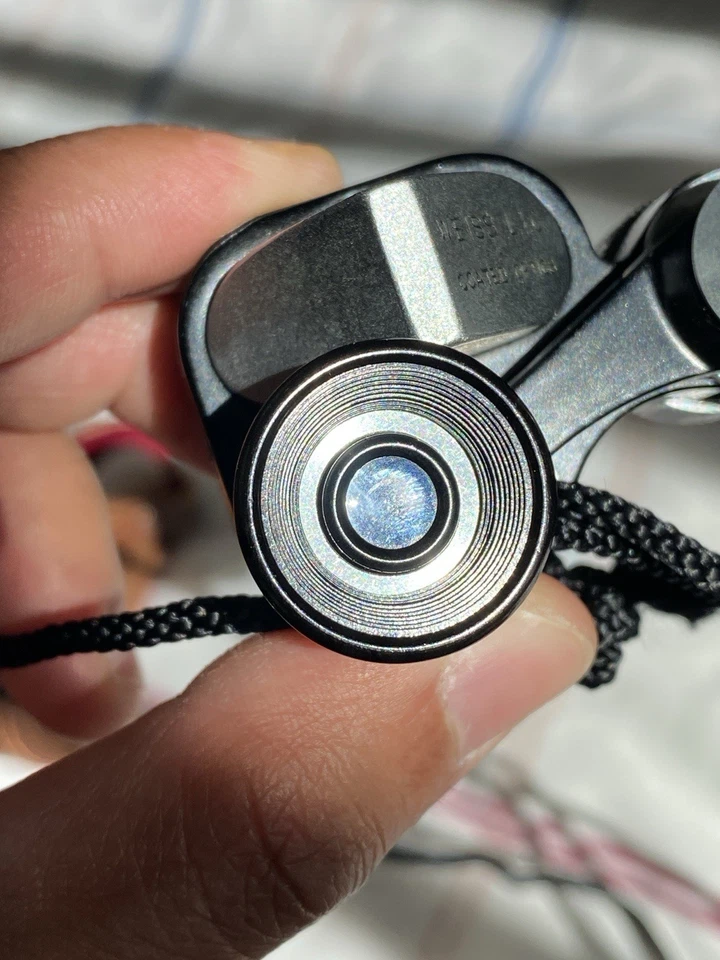 Vintage Weiss L.I.C. 6x15 Binoculars Wide Angle Field 7.3° Coated Optics w/ Case - Image 4 of 4